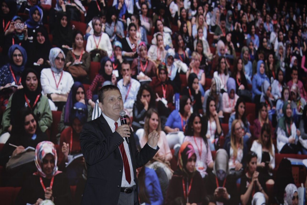 Oyun, çocuğun dünyaya sunduğu bir müfredattır. Artin Göncü #GeleceğeHazırÇocuklar