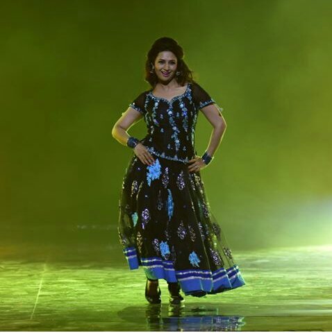 MajiManisha's tweet photo. Differnt..to feet setp!!but dont less! #MiacleJackson #MadhuriDixit #nachbaliya #excitd.. #divekperfnnce! @Divyanka_T @vivekdahiya08 ♡♡♡♡♡♡♡ https://t.co/zA6eaTJhxH