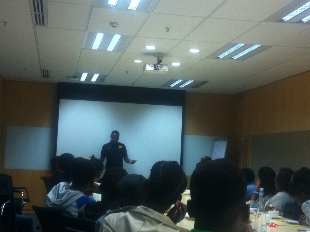 TebangNtsasa's tweet photo. Leadership Onke Mazibuko in action talking about the World of Work. #YLEDis13 https://t.co/PcpFEbM95M