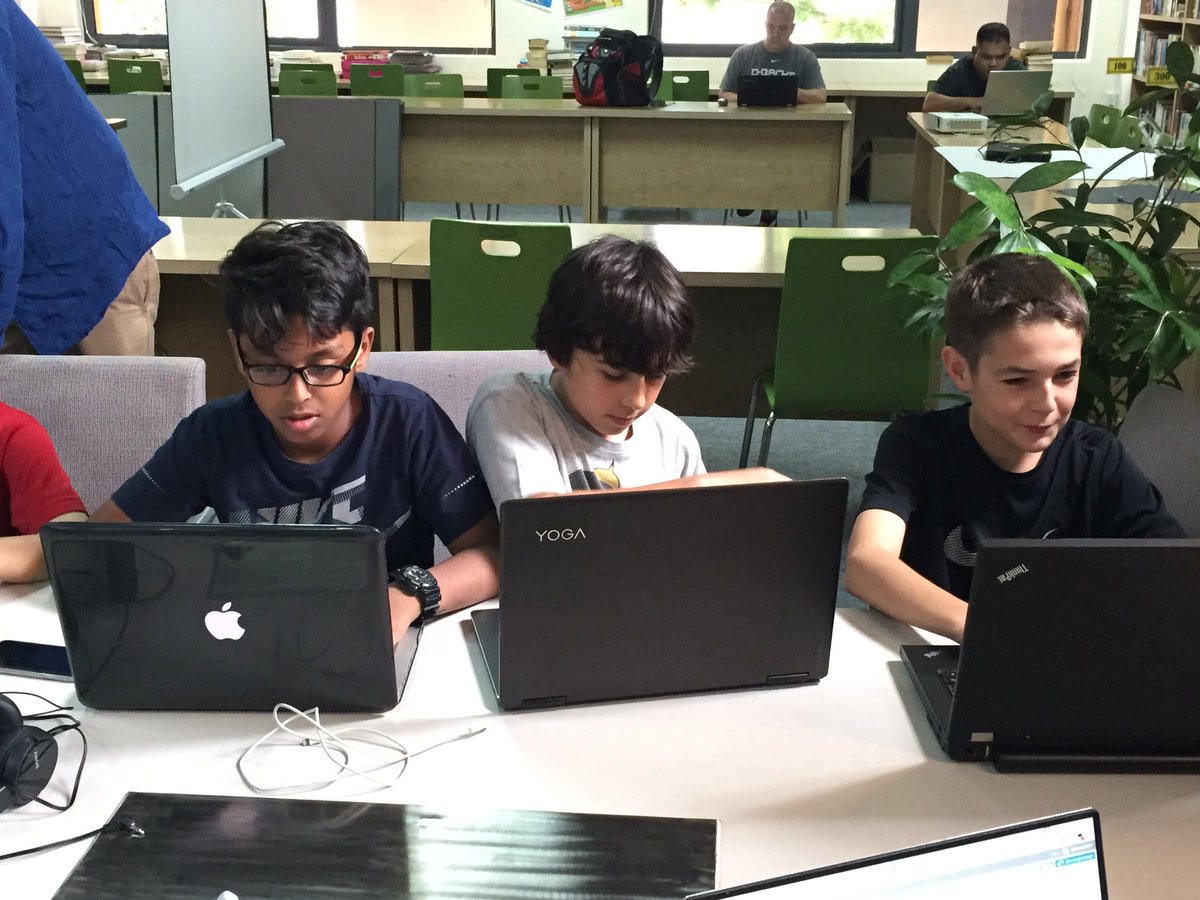 Sitwathkhan's tweet image. Six graders having fun with coding @St_Paul_Hanoi @globalcodeathon #globalcodeathon #coding