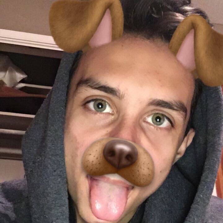 Hey!❤️ #FeatureMe #JoinMe #talk#Liveme 🏄🏻BRANDON🏄: liveme.com/media/play/?vi…