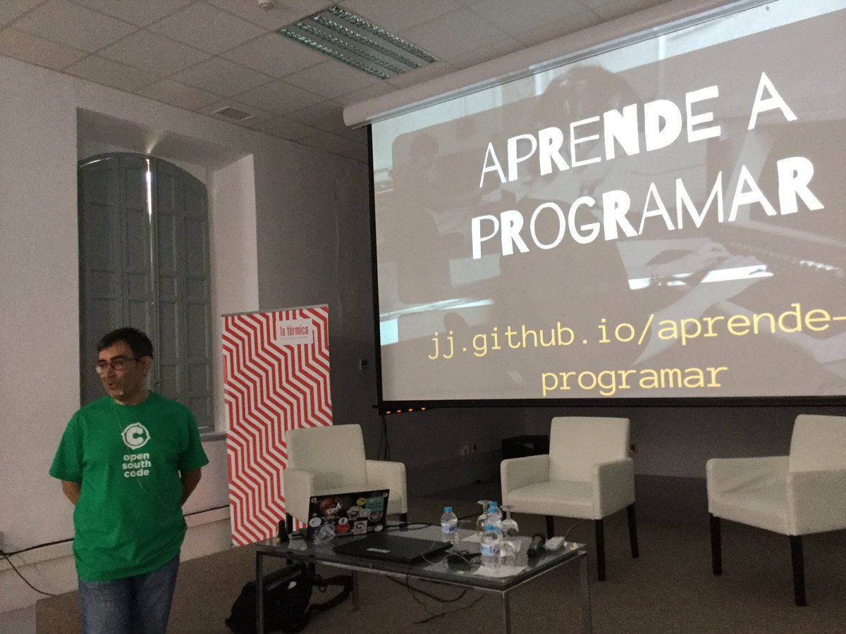 iblancasa's tweet image. El maestro @jjmerelo #opensouthcode