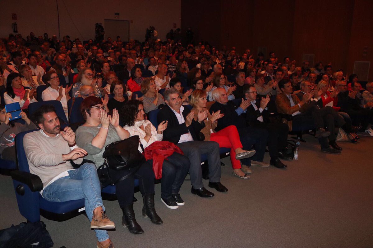 vicenttorres1's tweet photo. Els socialistas d'Eivissa mobilitzats al 100% en les primàries, per primera vegada, tots els candidats ens han visitat. Gràcies! https://t.co/Qn4ako9OOI