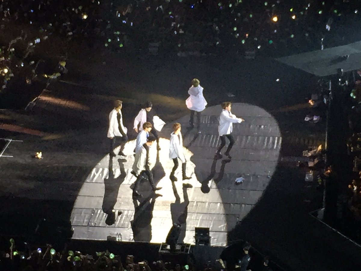 eunirodillo's tweet photo. THANK U FOR GIVING ME THE BEST NIGHT OF MY LIFE @BTS_twt COME BACK SOON!! 정만 사랑해요 😭💖 #BTSWingsTourManila https://t.co/KmNgKnaJUV