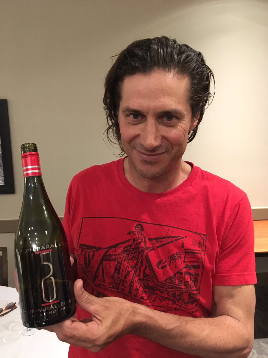Winemaker Grant Stanley @50thparallelwin takes best red &amp; best in show 2014 Unparalleled Pinot Noir <a href="/NorthernLnds/">Northern Lands</a> #canadianwine competition