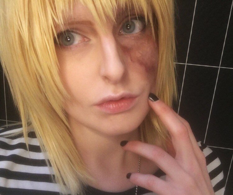 marthaaivy's tweet photo. Before and After makeup Mello✨
#DeathNote #anime #cosplay https://t.co/KmzPFw60uL