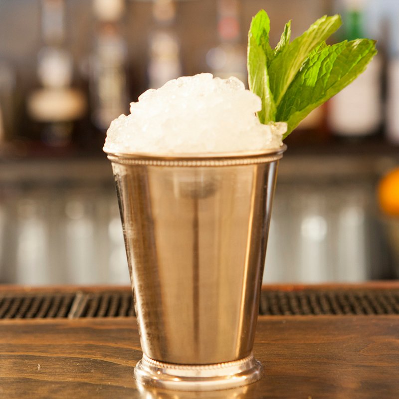 PendletonWhisky's tweet photo. Mixing up Juleps with #PendletonMidnight for Derby Day. #KentuckyDerby https://t.co/BHzS5v0FQi