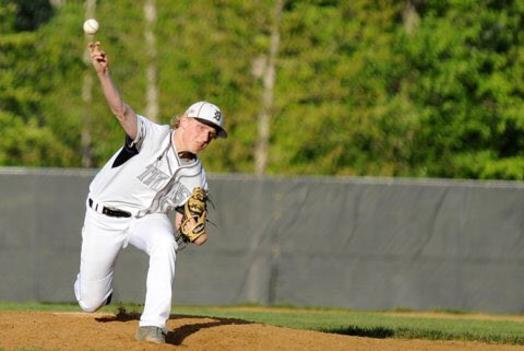 scottshep111's tweet image. Photo Gallery: JV @WoGroveBaseball v. @DomHighBaseball 
smu.gs/2p7te5r
@NVBaseballMag  @VivaLoudoun @LTMsports