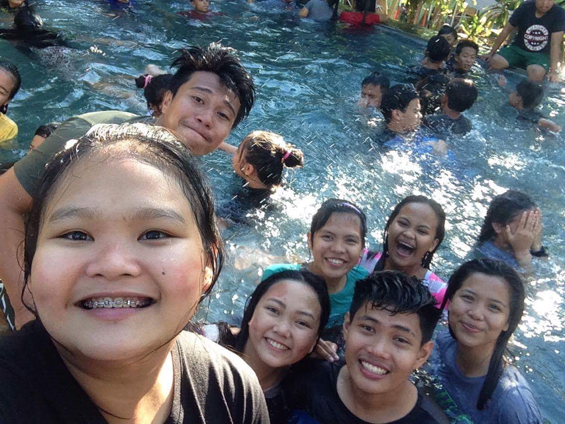 May_G28's tweet photo. Youth camp 2017 ✨ https://t.co/8GcIjk8Myp