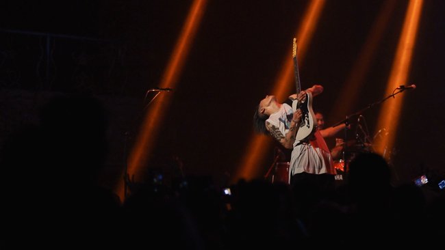 JaMEen's tweet photo. Live report: #MIYAVI at The Belasco Theater, Los Angeles https://t.co/Iz1YGqD3fw

@MIYAVI_OFFICIAL #AsiaOnTour https://t.co/IPhaACGV9X