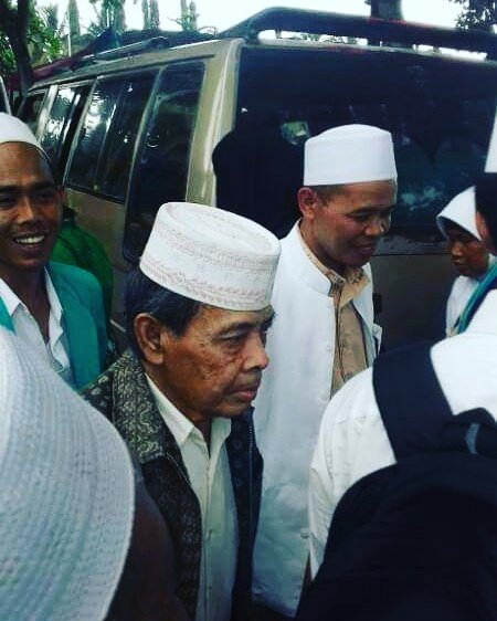erwinyp999's tweet photo. #asgar #asli #garut #buyut #kakek #ibu I am proud be they heritage #erwinyudapranata https://t.co/JQUq8ATdn0 https://t.co/nelIj9GTxO