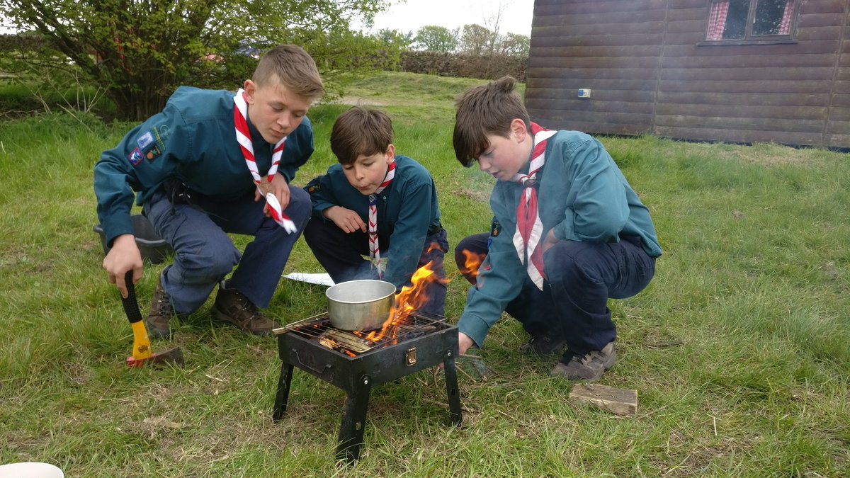 EastLancsScout's tweet photo. It's the Lord Derby Day skills competition at @BowleyCS today. Scouts are testing out their teamwork and skills in a variety of activities https://t.co/Gc1RCHOjy5
