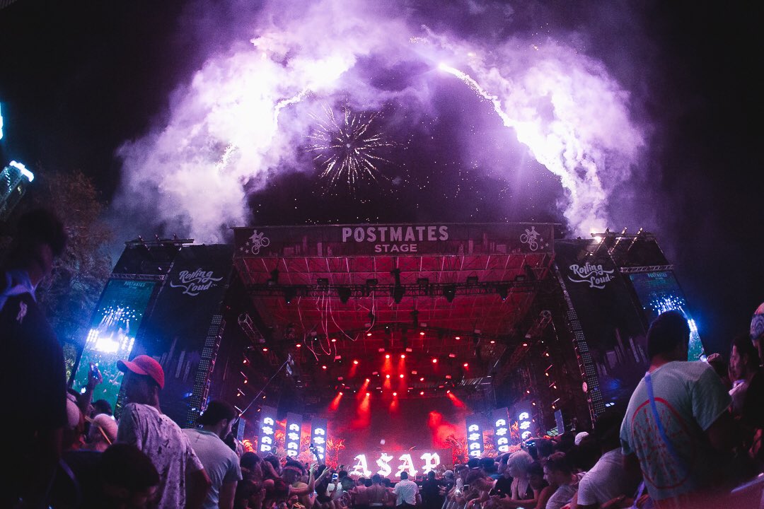 RollingLoud's tweet photo. 🆙🆙🆙 #Day1 #RollingLoud3 https://t.co/D7SUHQQl6p
