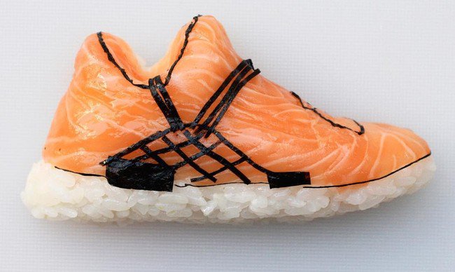 Este artista ha convertido en sushi todas nuestras deportivas favoritas. #SushiLover #Sneakers #Sushi trendencias.com/p/279031