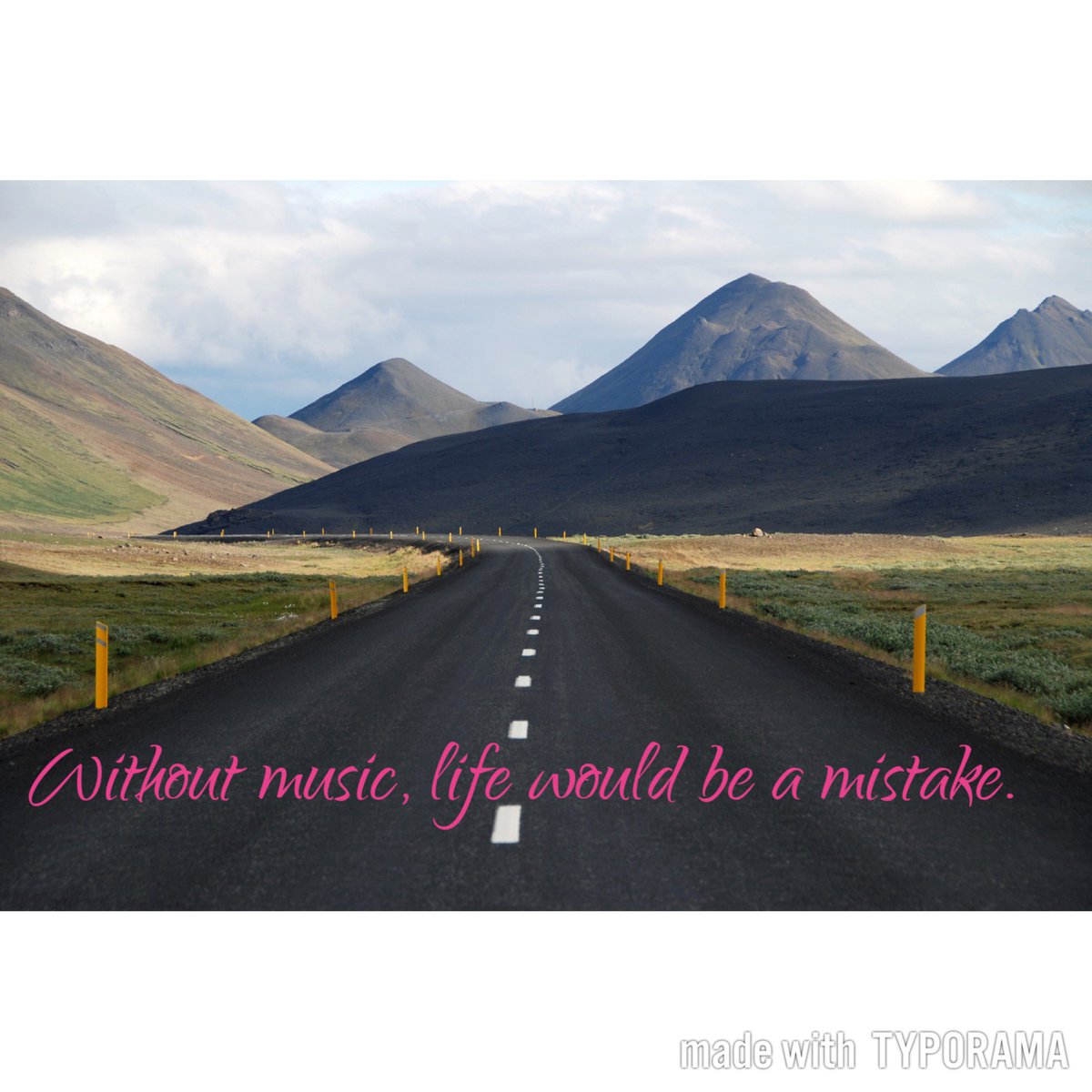 PerfectLipsCC's tweet photo. #PerfectLipsWithChassity #lovetoshopbeauty #music #roadtrip #Beautiful #LipSense https://t.co/4mRa9VPXoM