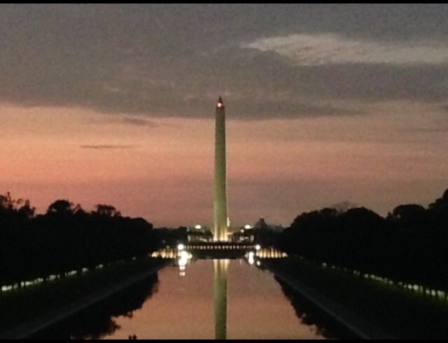 DeeCaam's tweet photo. #Wip16 grad is today &amp; keep wishing to watch the sunrise at the Lincoln memorial with my class again. Nostalgic sap https://t.co/UbxqYk1Jh0