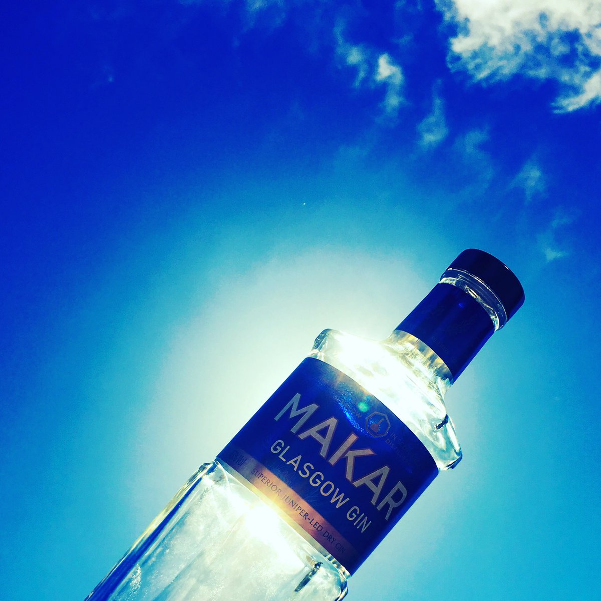 MakarGlasgowGin's tweet photo. BBQ ready? Don't forget the essentials for a lazy afternoon in the garden
#SpringSipping #MakarGin https://t.co/ZqLWehrBF9
