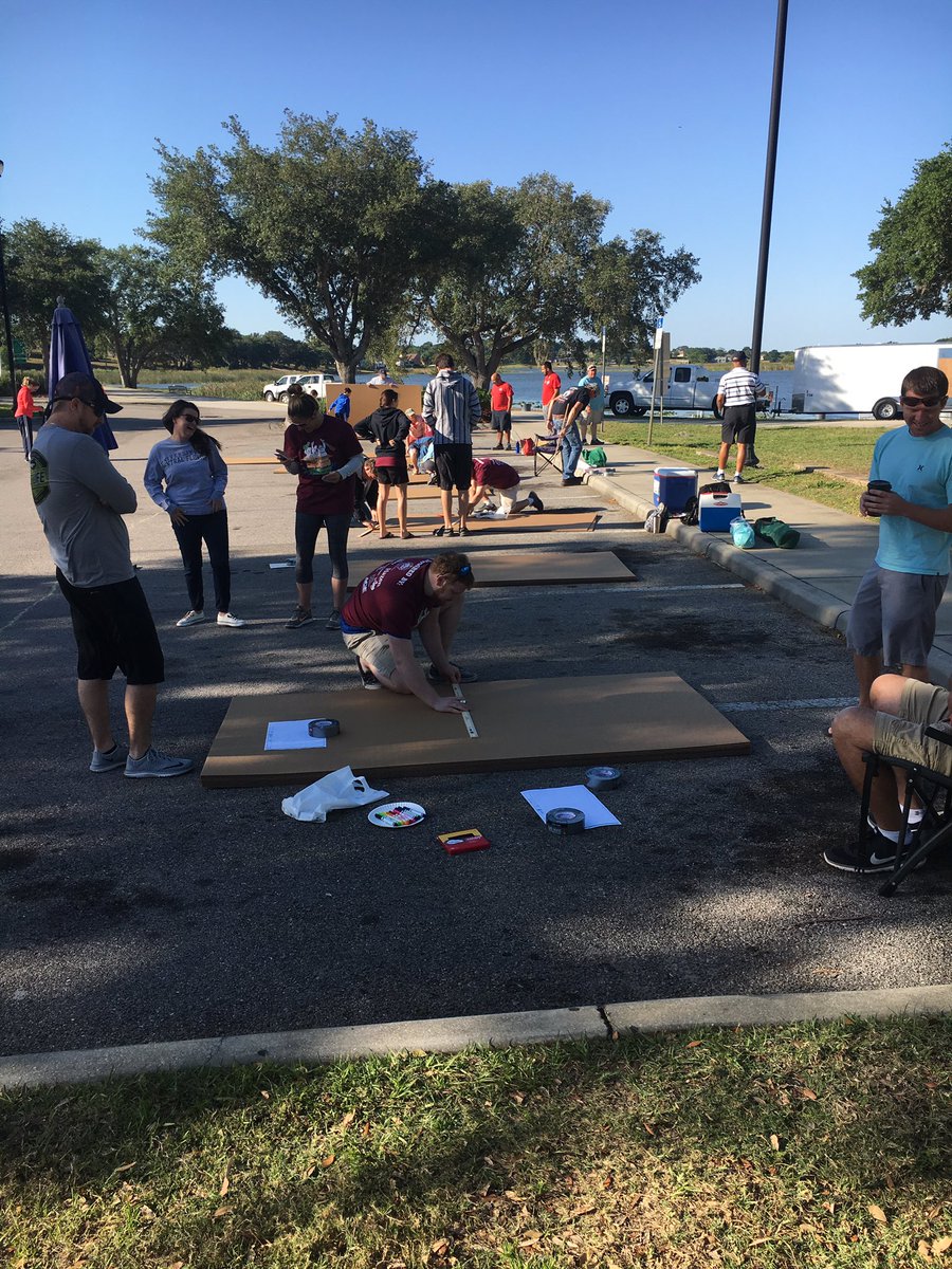 hainescity's tweet photo. Th Cardboard boat race creations are happing right now. #LakeEva #HainesCityPRIDE https://t.co/SUl6d4gVu3