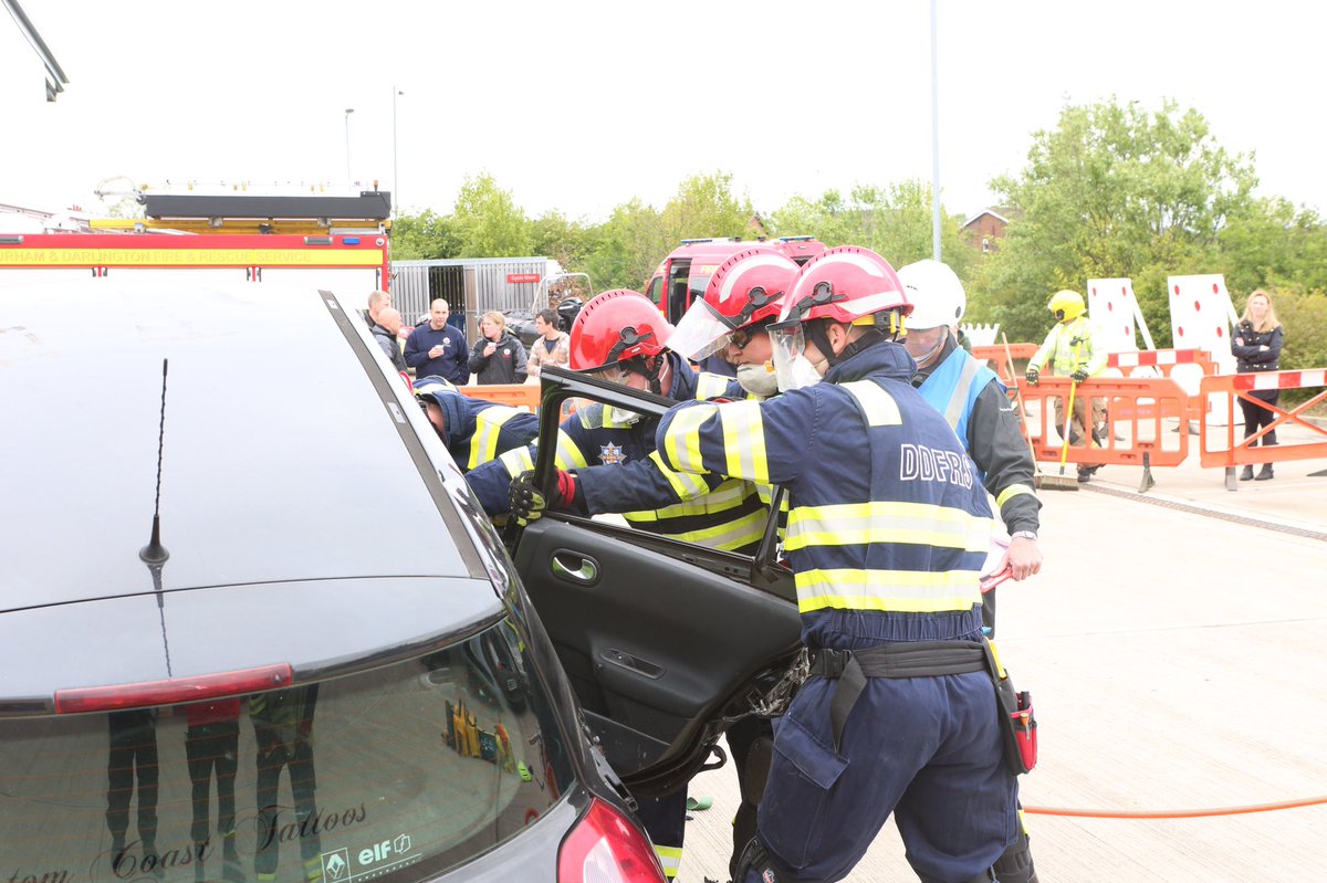 <a href="/_ukro/">UKRO</a>  REG Chang @CFO_CDDFRS <a href="/CDDFRS/">County Durham & Darlington Fire & Rescue Service</a>  <a href="/UKROChair/">UK Rescue Org</a>  2017