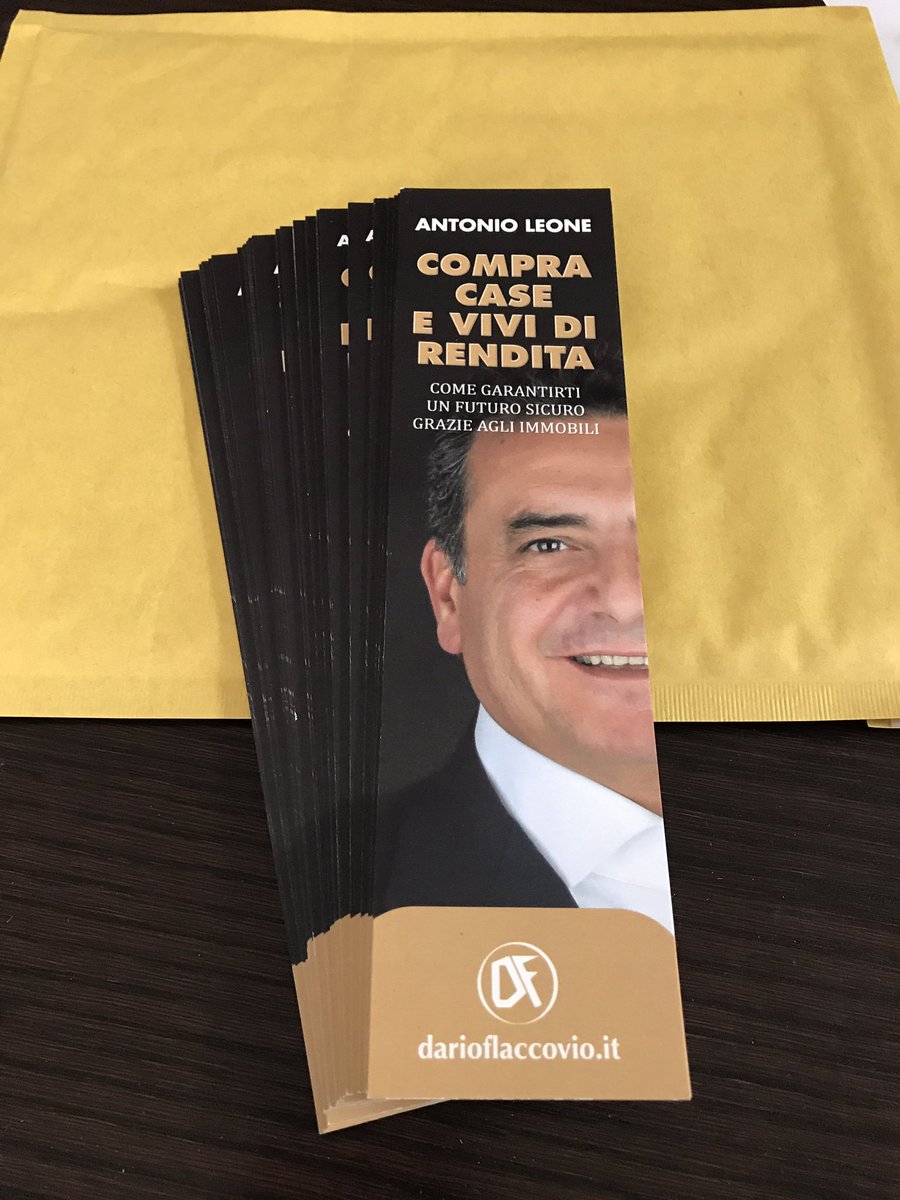 antonio__leone's tweet photo. Anche il segnalibro con il mio faccione è troppo! Thanks @DarioFlaccovio 😄#realestate #CompraCaseSenzaSoldi #CompraCaseVividiRendita https://t.co/tREOCzteiR