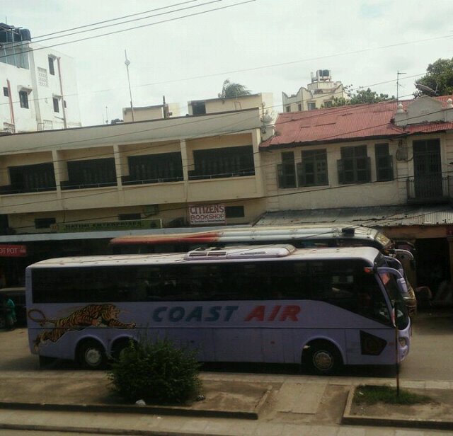 CoolBusesEA's tweet photo. Coast Air Nairobi»Mombasa,Mombasa»Kisumu,Mombasa»Malaba daily @coastpekee. |Photo Credit Wallaby Next | #CBWeekend https://t.co/jUWWjHgfZK