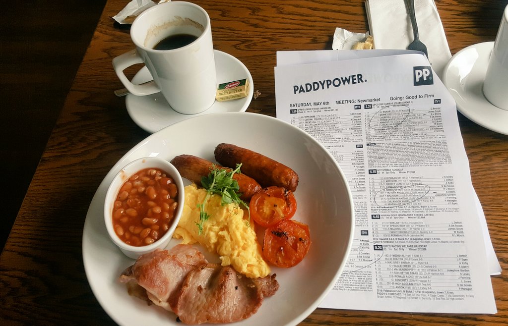 racingblogger's tweet photo. When your in Clonmel there's only one thing for it 🙈
The full works baby 💪
#Racingblogger #Clonmel #Quimbys https://t.co/eyaKZWDC4X