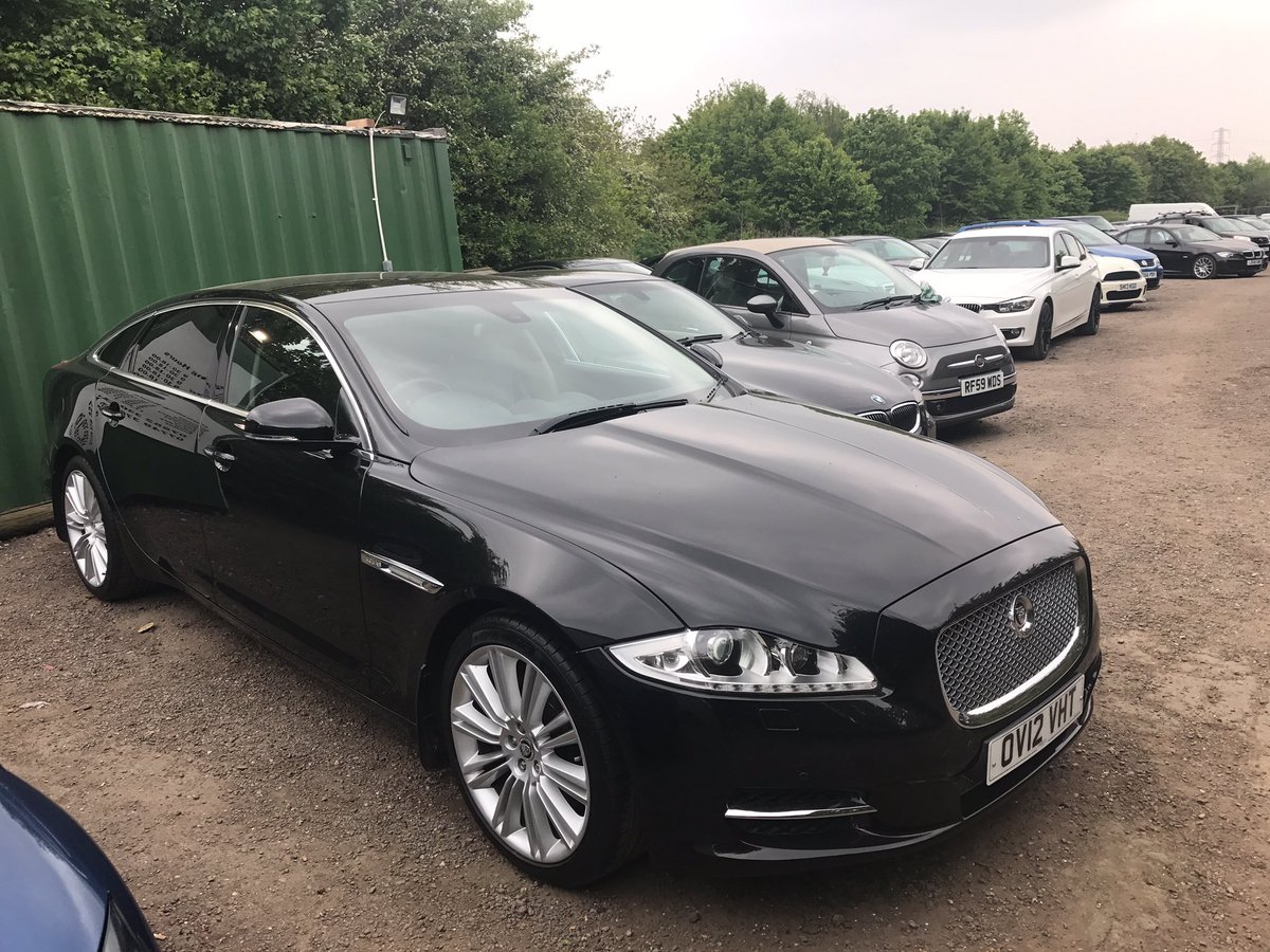 WestCarsEssex's tweet photo. Jaguar XJ lwb 37000 miles mint 21990 https://t.co/1GygsmYXnX