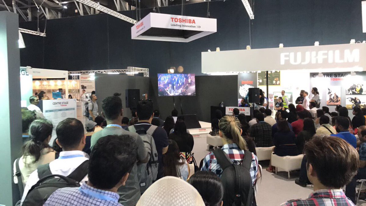 PhotoLiveDXB's tweet photo. Crowds still pouring into the Centre Stage for the talks and workshops! If you're nearby, don't miss out! #PhotoLiveDXB https://t.co/4GfN229mBN