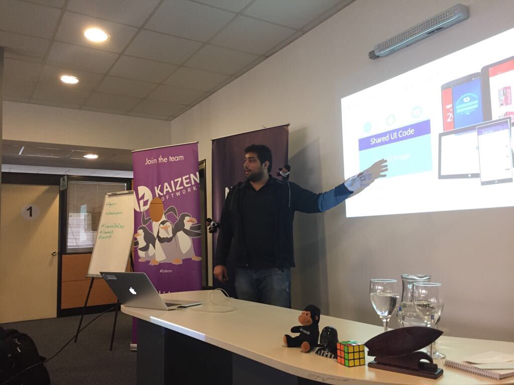 dbonillanareia's tweet image. Intro to Xamarin @kzfabi at #XamarinDevDays MVD now @XamarinUY @XamarinEvents