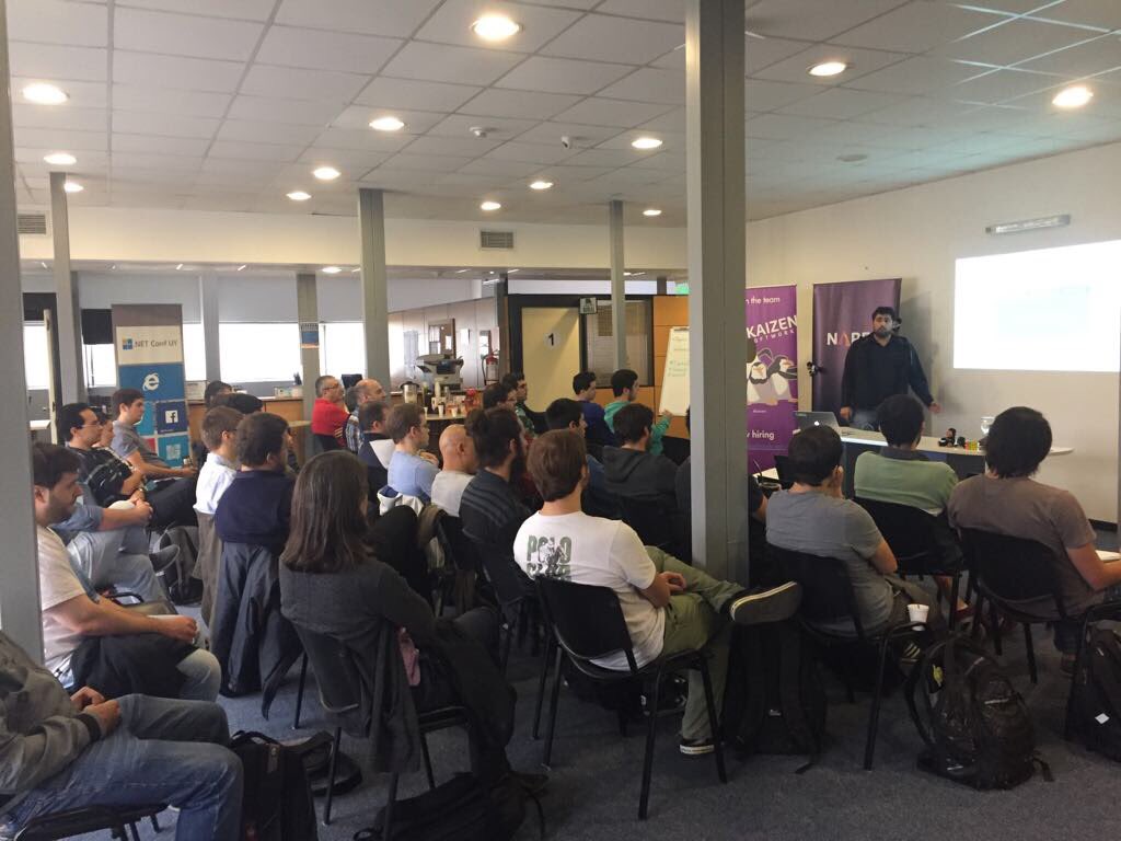 dbonillanareia's tweet image. Intro to Xamarin @kzfabi at #XamarinDevDays MVD now @XamarinUY @XamarinEvents