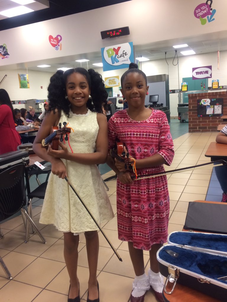 WaltersWizKids's tweet photo. Conder Strings students are ready for their solos and ensembles! @Conder_Strings @ConderStars #artsmagnetschool https://t.co/aiew1ti52b