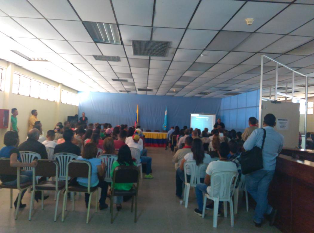 richard200_10's tweet photo. Cátedra libre fabricio ojeda en el marco de la #constituyente , presente y consecuente la juventud tupamaro zulia https://t.co/Tc1QfTwePY