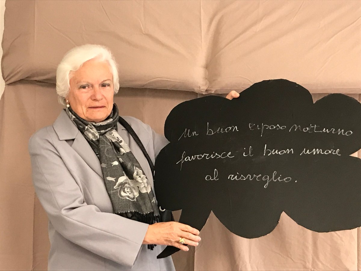 PanHomeIt's tweet photo. Martine: "un buon riposo notturno favorisce il buon uomore al risveglio" #wish4U https://t.co/7IcUNX7Irl