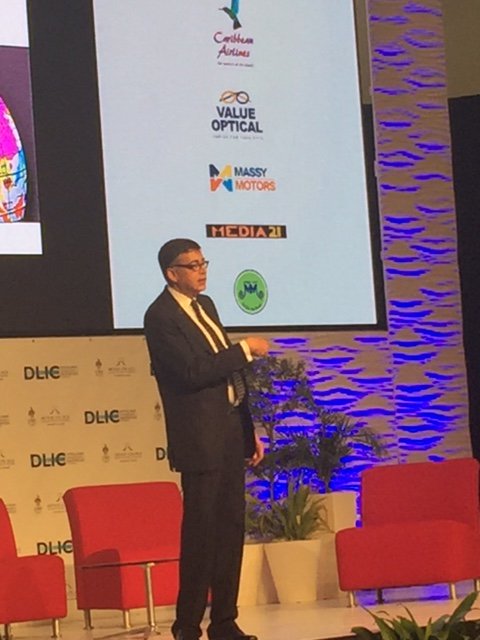 nharrylal's tweet photo. #DLIC2017 semi-globalized world one size strategy doesn't fit all @lokjackgsb https://t.co/Uxxh0WEow4