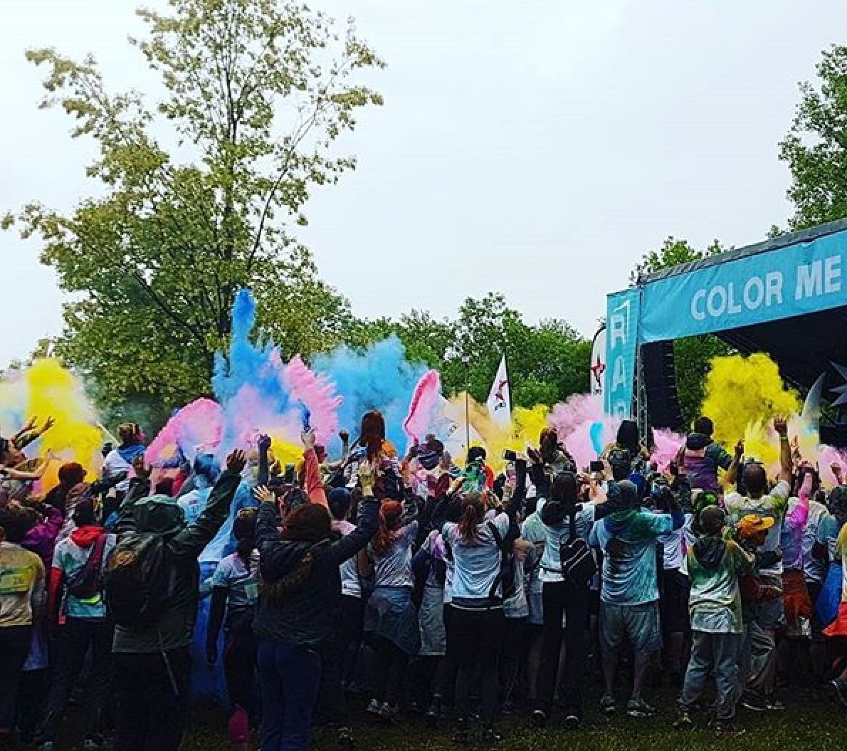 infosloisirs's tweet image. #colormerad2017 #miribeljonage