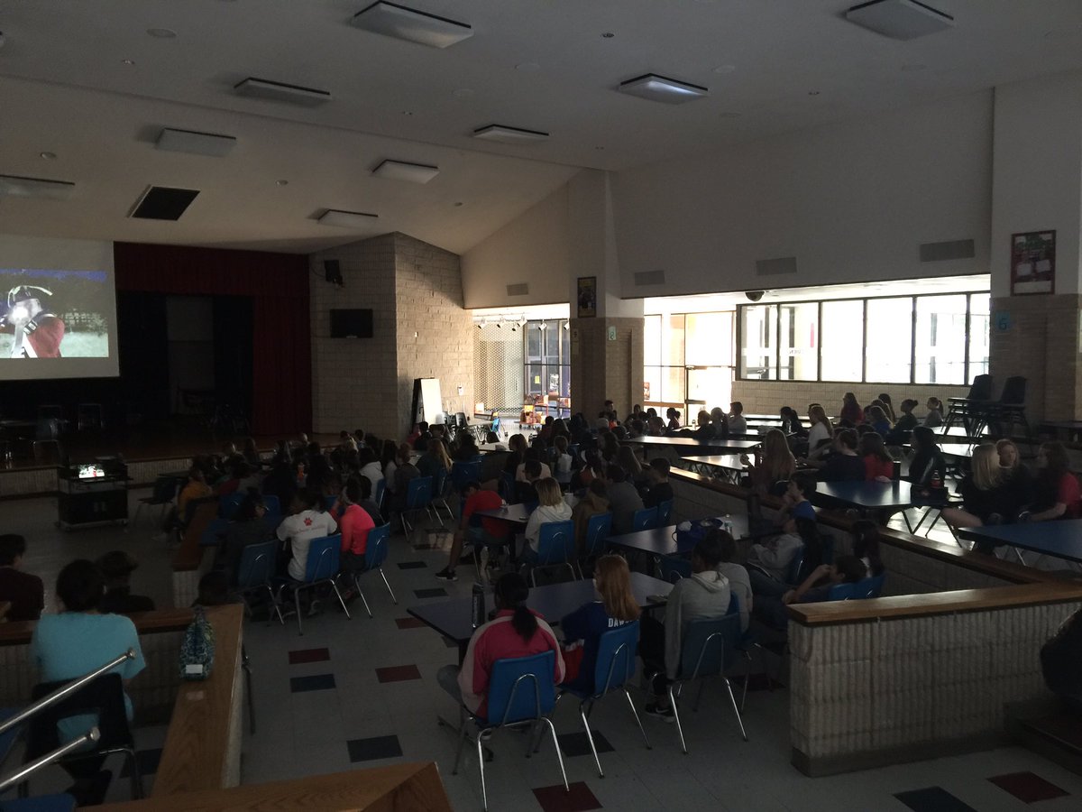 MidwayMS's tweet photo. MMS Commons is packed w/8th graders watching a video to get ready for the STAAR Test next week. Wow! Thanks for coming on a Sat! #MMSLearns https://t.co/oAFutGd4DU