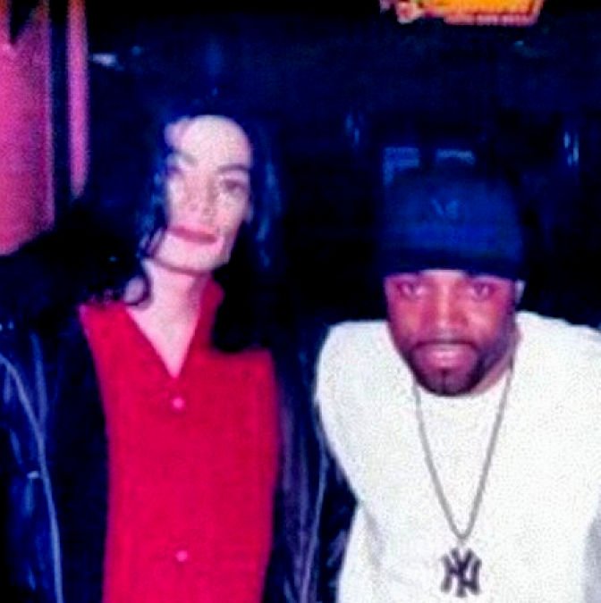 BonnieLamrock's tweet photo. Teddy Riley Talks New Edition, K-Pop and What He Learned From Michael Jackson Read Here: https://t.co/hmJh81cblL #mjfam #MichaelJackson https://t.co/UAdlSYpPlF