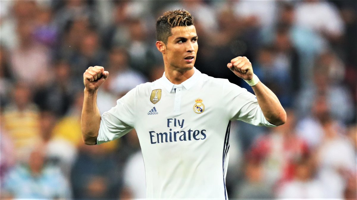 "I'm very lucky, and I am from this planet!" 👽
🗣️<a href="/Cristiano/">Cristiano Ronaldo</a> 
 ln.is/OKECq by #FIFAcom via <a href="/c0nvey/">Convey</a>