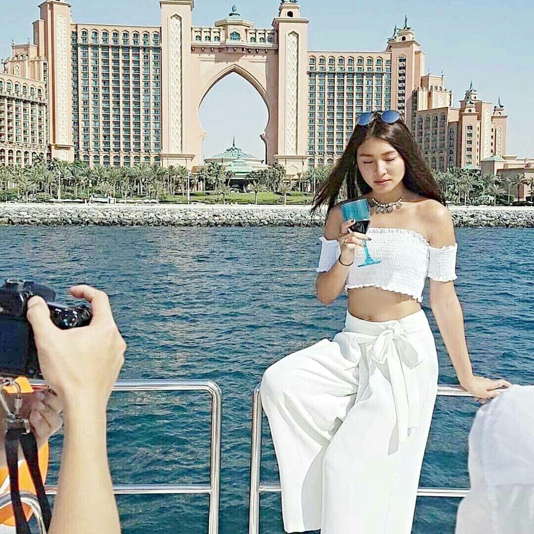 TeamRealTV's tweet image. All these updates! 

'Teng, magpatulog ka naman oh, at maaga pa shift ko bukas. 😭

[NIK]