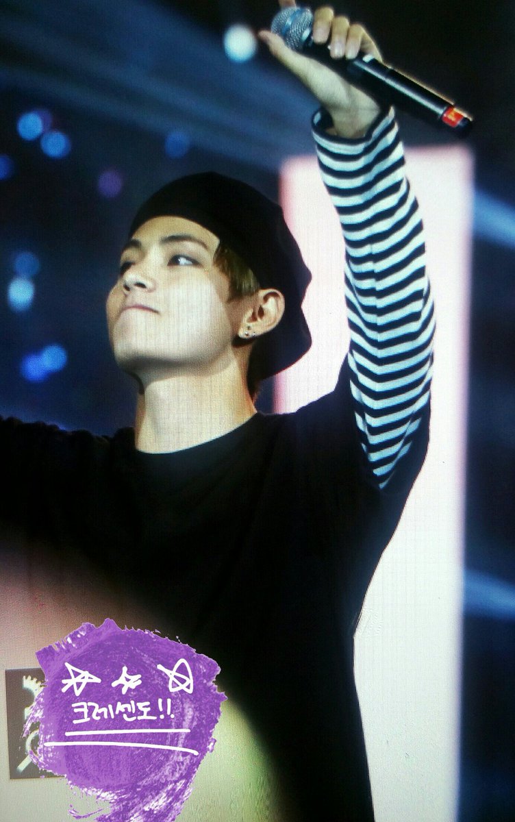 170506 #뷔 #태형 #V #태태
태형이..넘 사랑된다💜..
#방탄소년단 #BTS