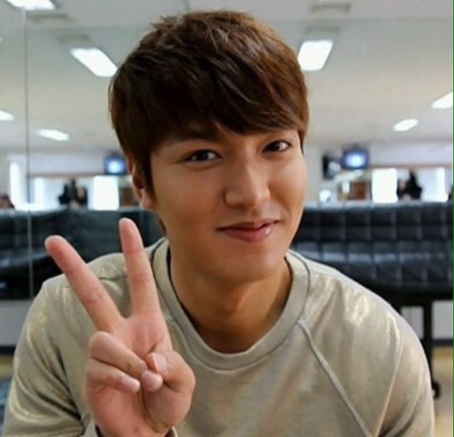 forlmhonly's tweet photo. In a world full of treasure,
I'd still look for you #LeeMinHo
<3 https://t.co/yYvZuk7w2x