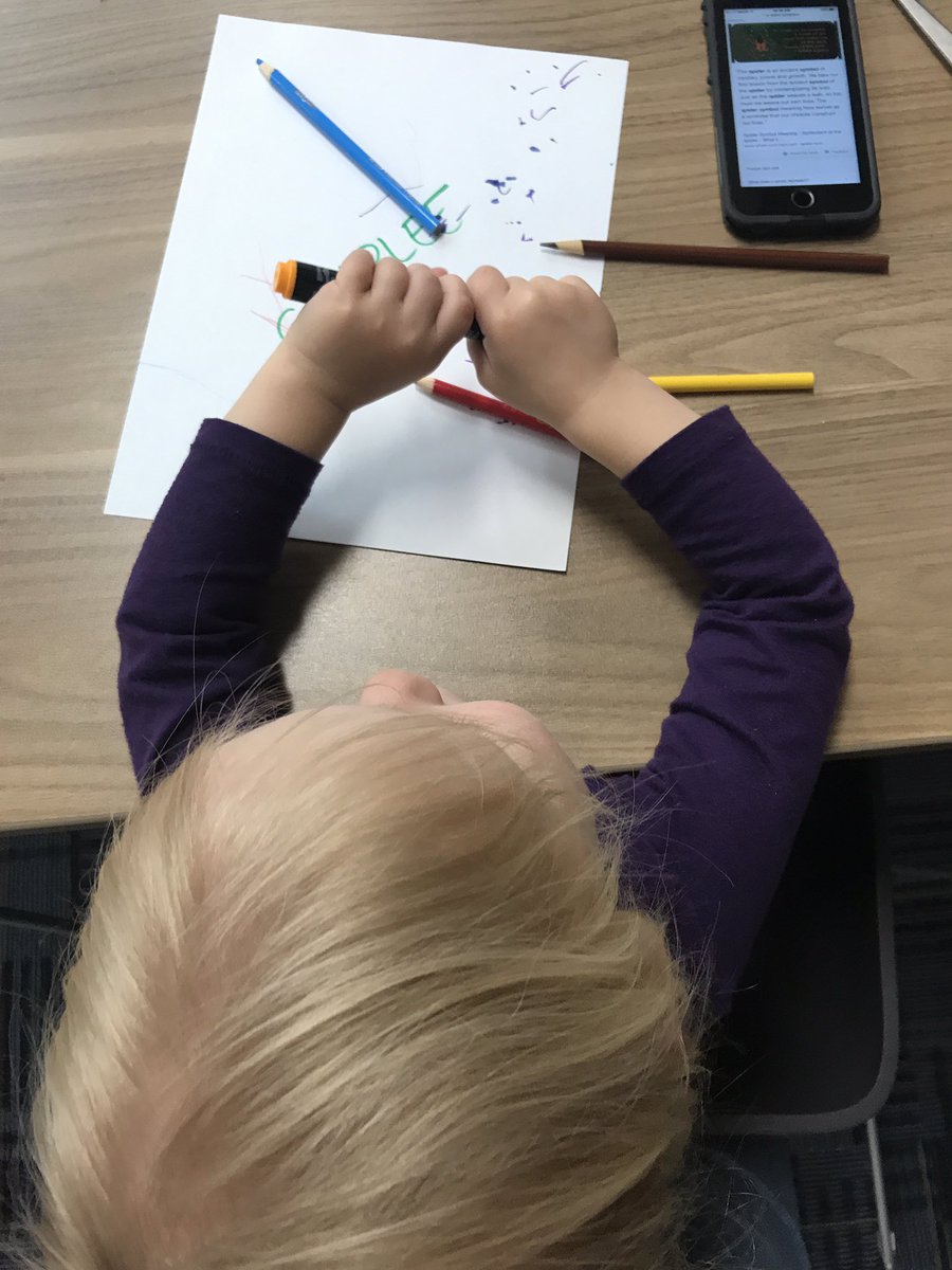 krolteach's tweet photo. Even the littlest kiddos are getting in on the #MLWs17 @MHSWC #writingcenter https://t.co/Y8sTs5dBqA
