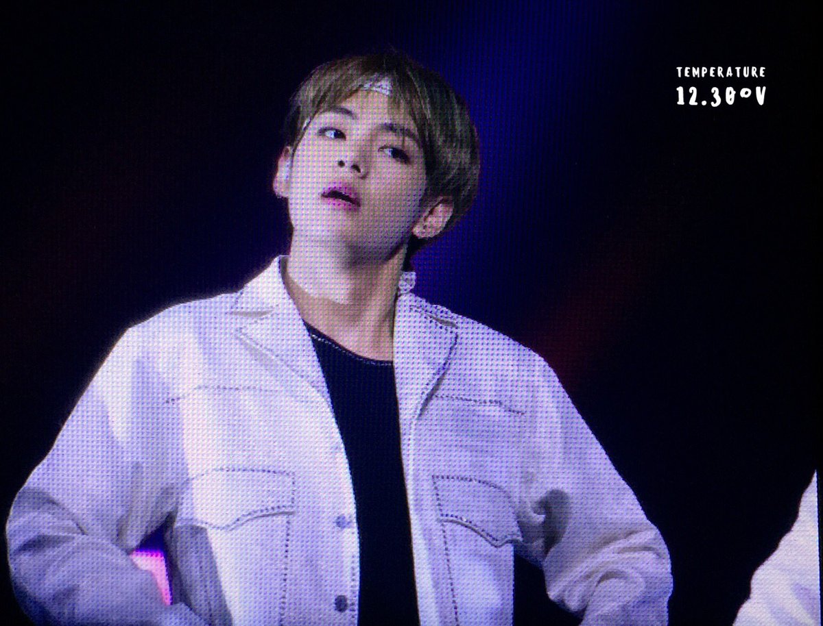 170506 THE WINGS TOUR 마닐라
#태형 #V #방탄소년단 @bts_twt
#WINGSTourInManila