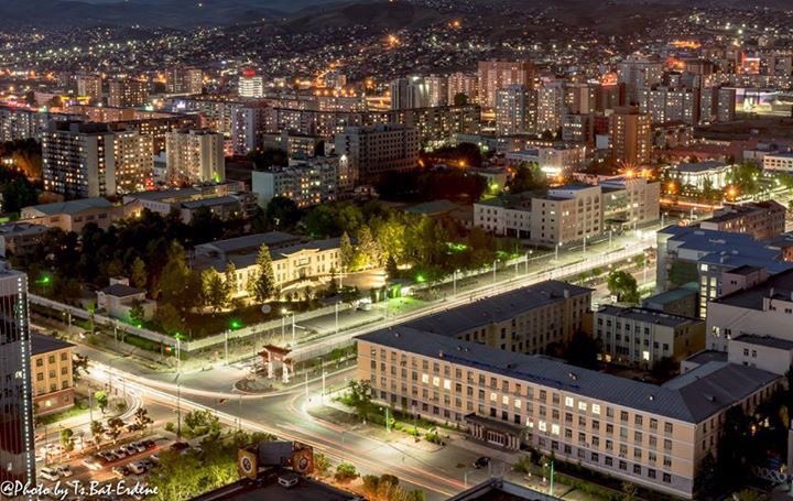 Сайхан амарцгаагаарай !
Жиргээний ертөнцийн найз нар минь,,