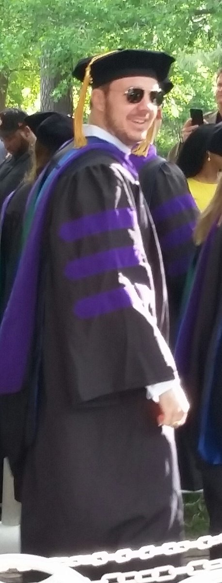 LynneMarieKohm's tweet photo. Congratulations @JoeyKohm #RegentGrad17 @RegentLaw https://t.co/kUJX2VO0hE