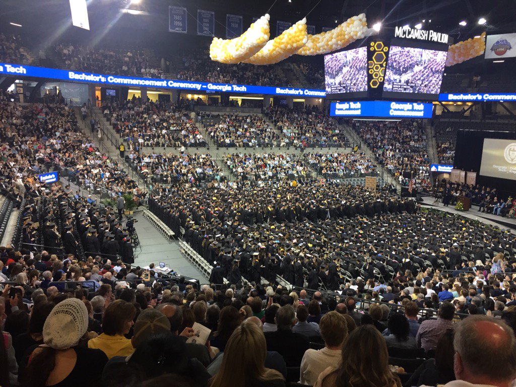 lsloan12's tweet photo. So many engineers! Bet they don't all have the #smelluvaengineer like @kev_sloan93!!! @ssloan113 https://t.co/2HqBHsavJF