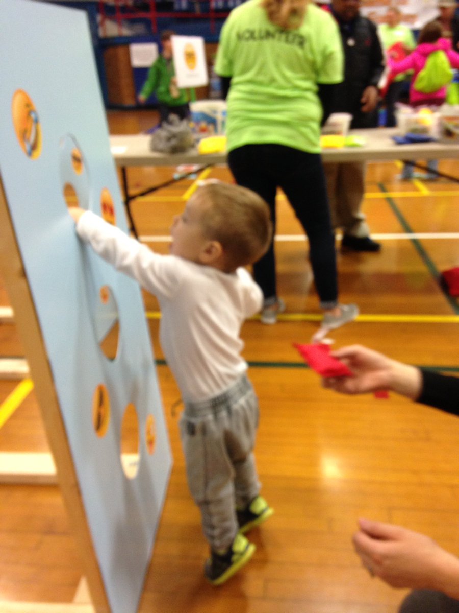 faces_soc's tweet photo. Prizes for all ages! #ffd17 https://t.co/dCjdJyOZu6