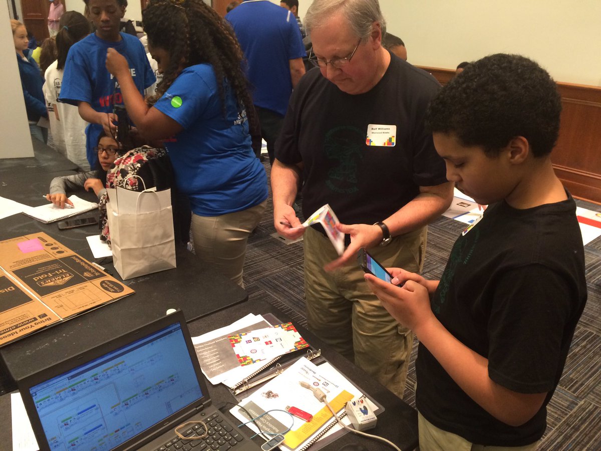 901built's tweet photo. @SWEMemBots Sherwood MS participating Saturday Morning in the Medtronic Robotics Competition https://t.co/iAVRihCjv9