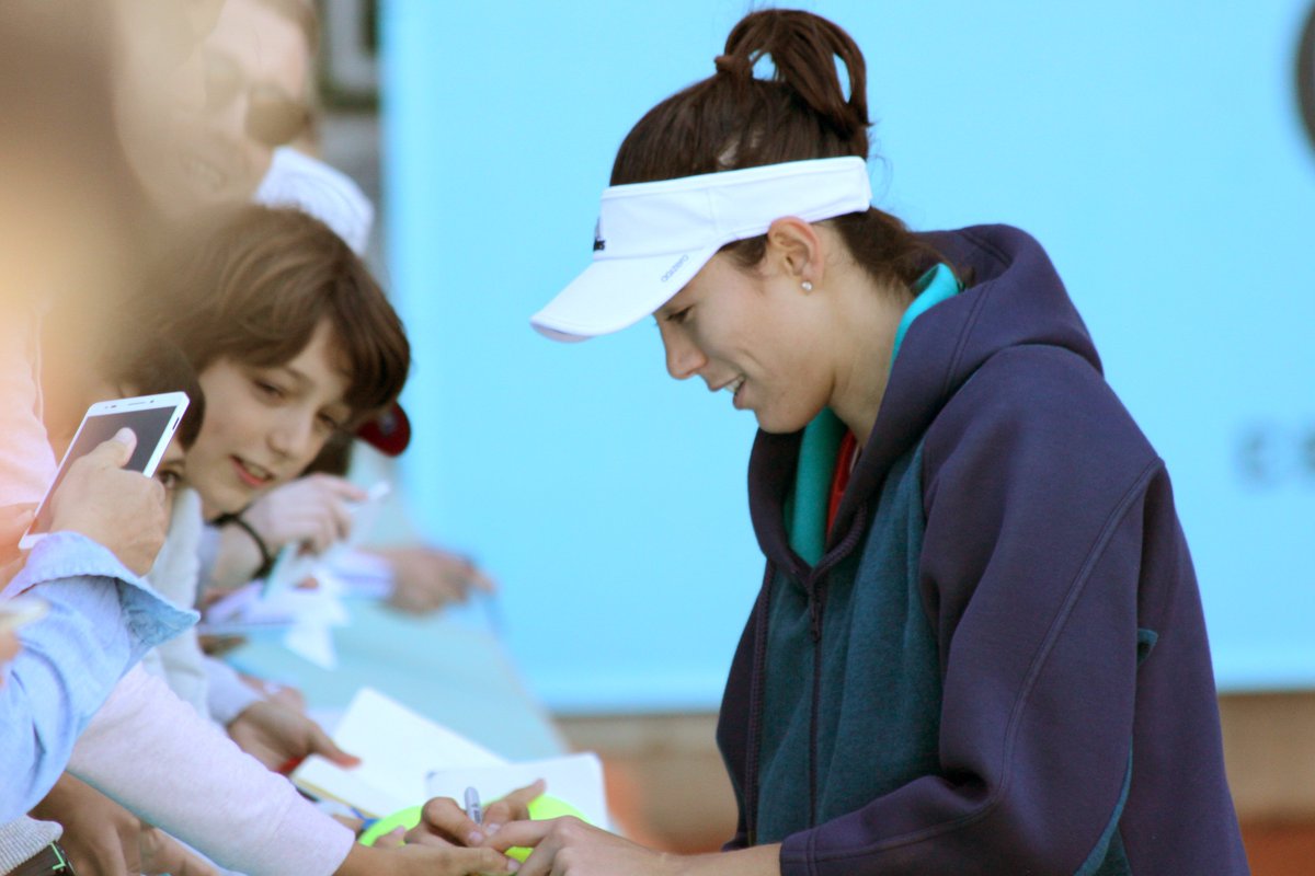 GARBIÑE MUGURUZA - Página 25 C_JxrwfW0AQUhUY