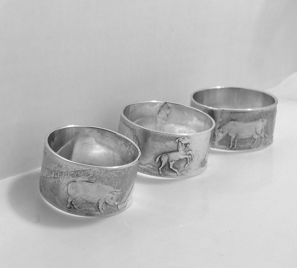 littleFIRE7's tweet photo. #silversmith sterling silver 'countryside' rings x3 fresh from polishing + #oxidisation Belfast #ring #craft #littlefire @titanic401 https://t.co/PsW8j89ZJE